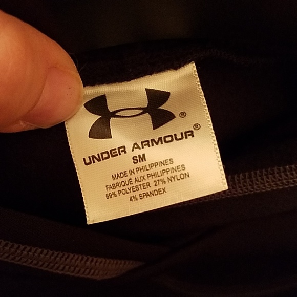Like new Under Armour hoodie size S - Picture 5 of 6